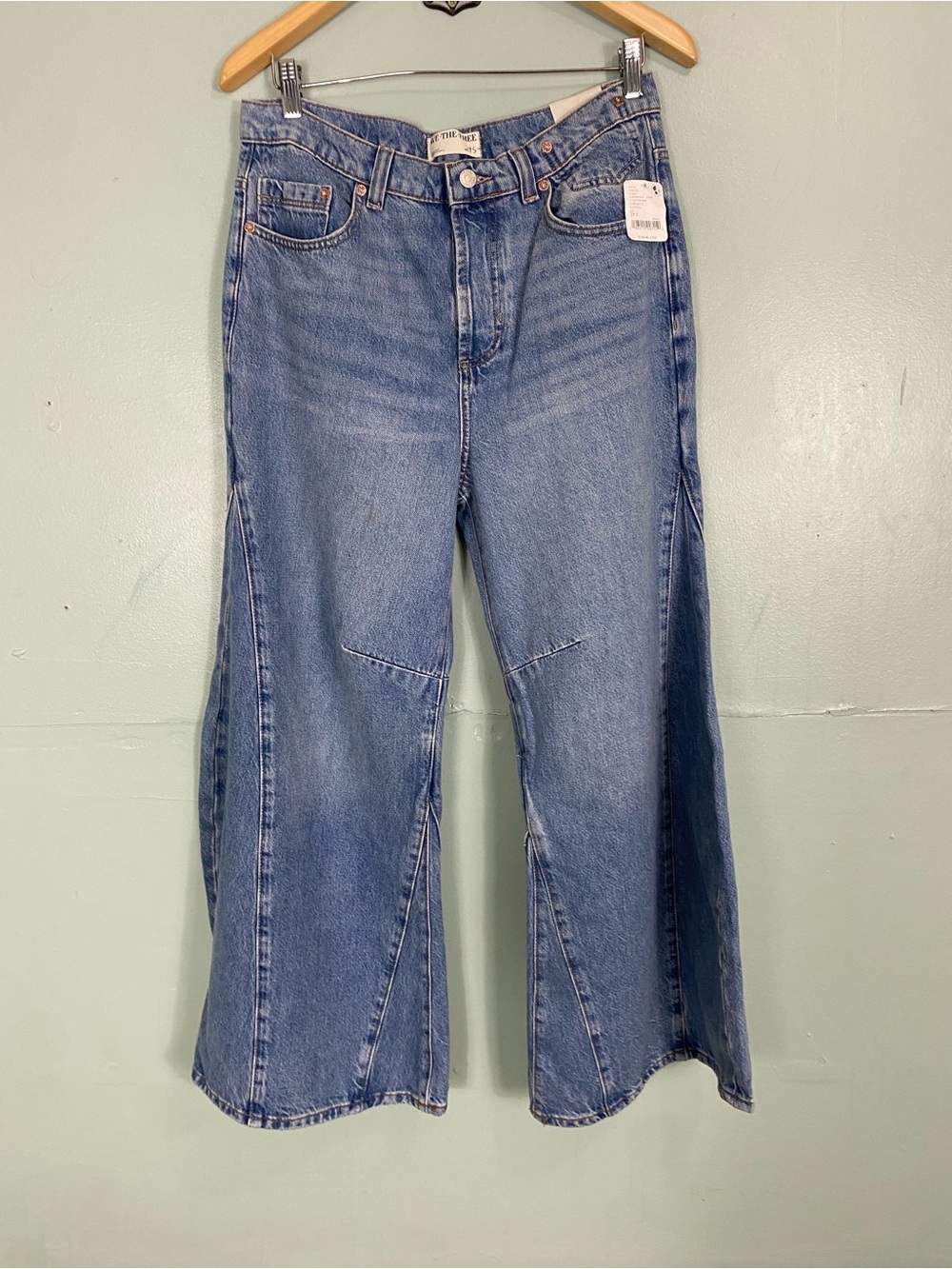 Free People Eden Slouchy Flare Jeans Blue Fast Forward Denim Slouchy 29‎ Short - Picture 2 of 5